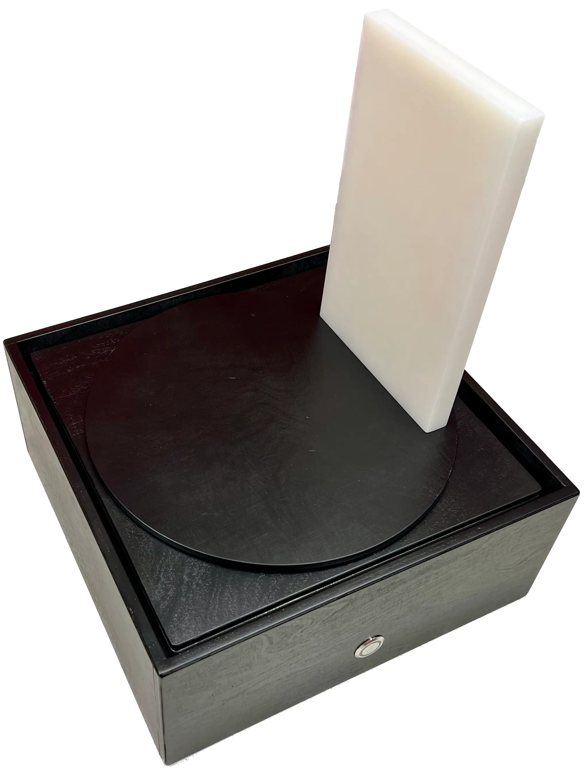 Projekt-Radar-Demonstrator-Modul-Solidwall-mit-Motor-Drehteller-Drehzahlregler-Teflonplatte-freigestellt