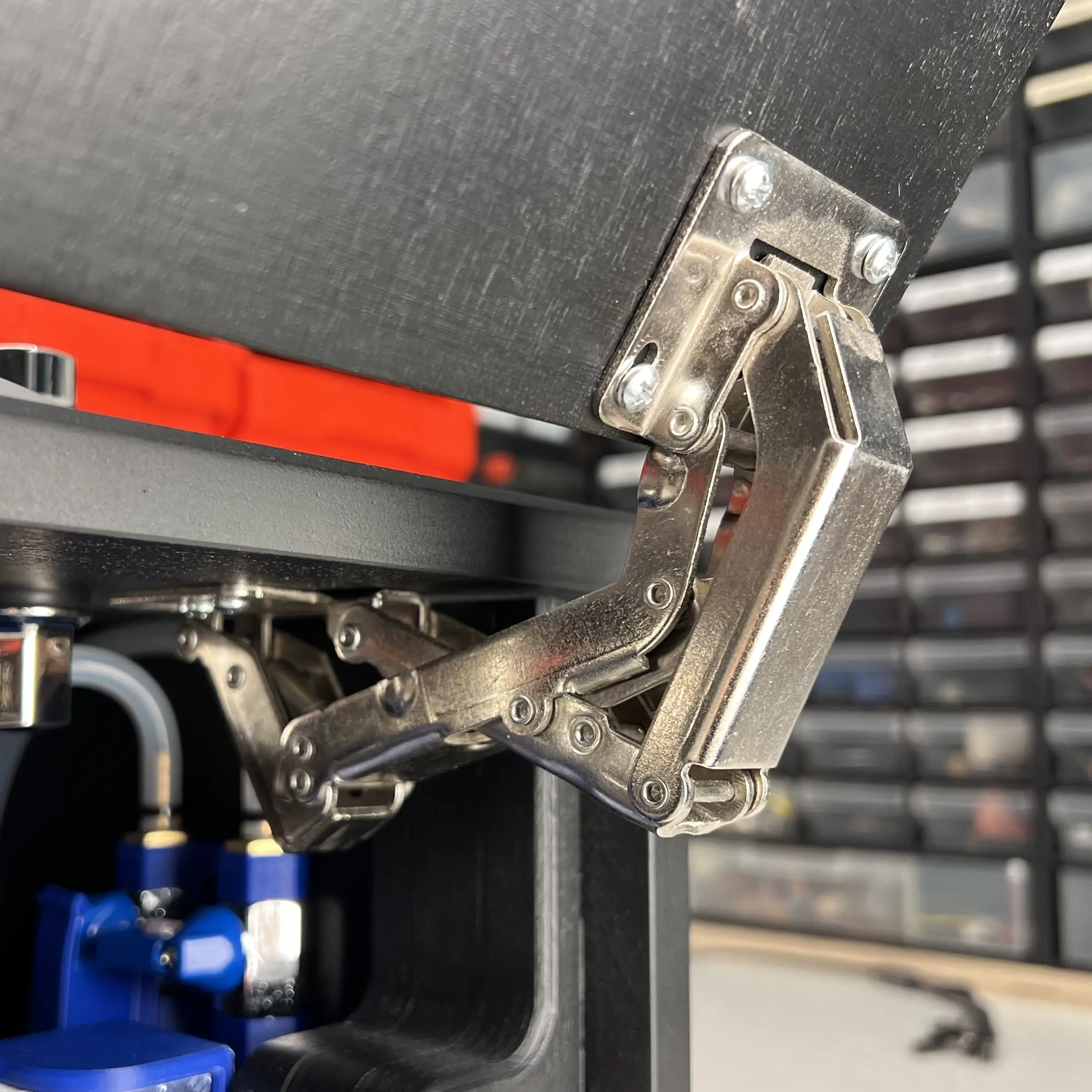 projekt messeexponat details scharnier klappdeckel