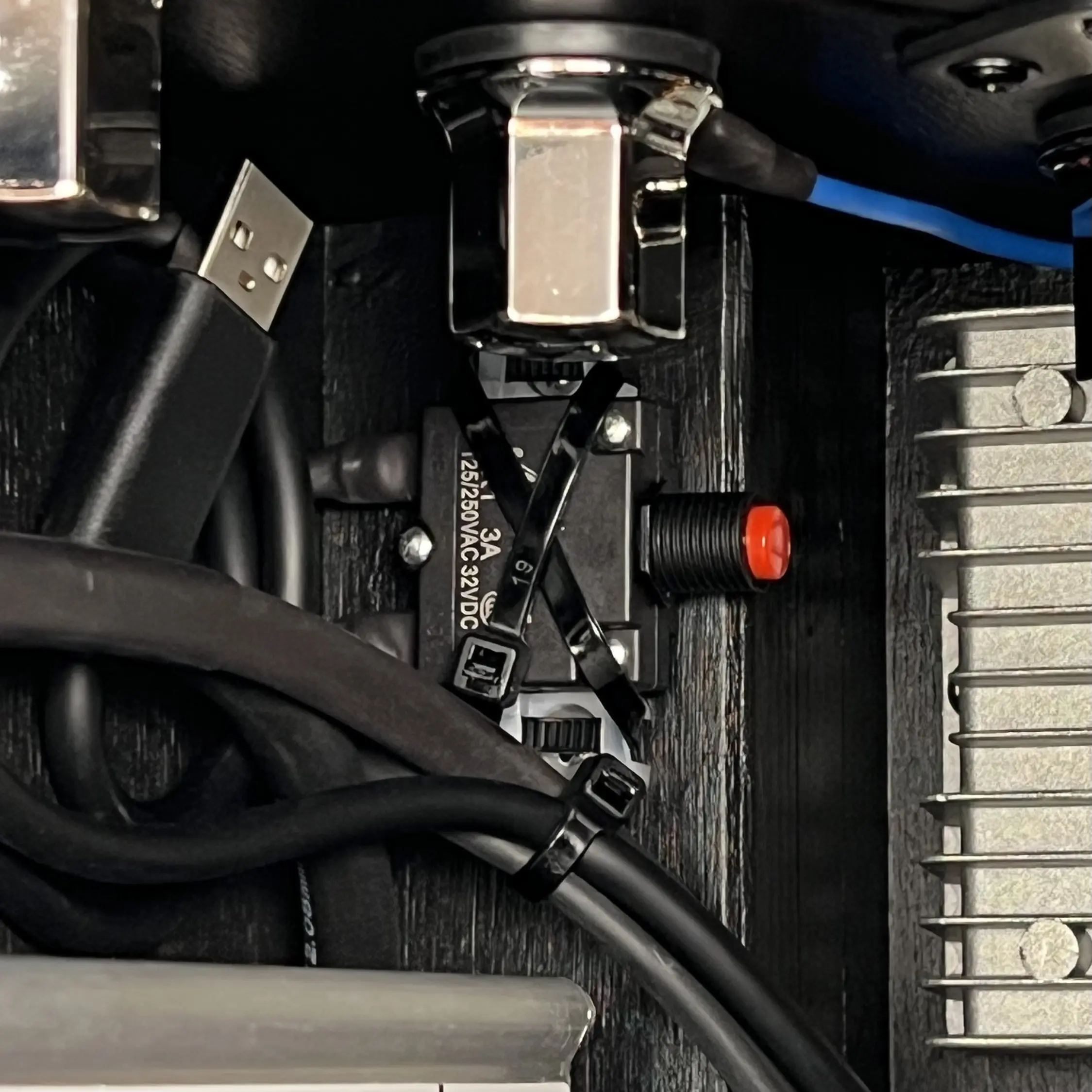 projekt messeexponat details sicherungsautomat spannungsversorgung