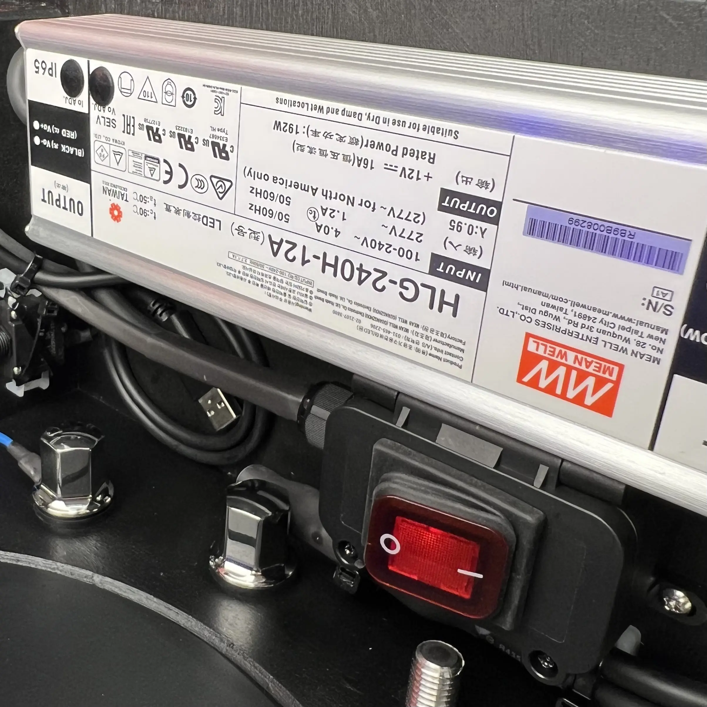 projekt messeexponat details spannungsversorgung netzteil