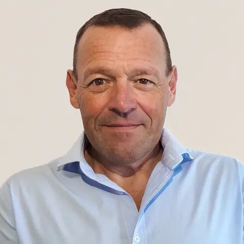 Rezension-Cold-Competition-AG-Rolf-Keck-Portrait