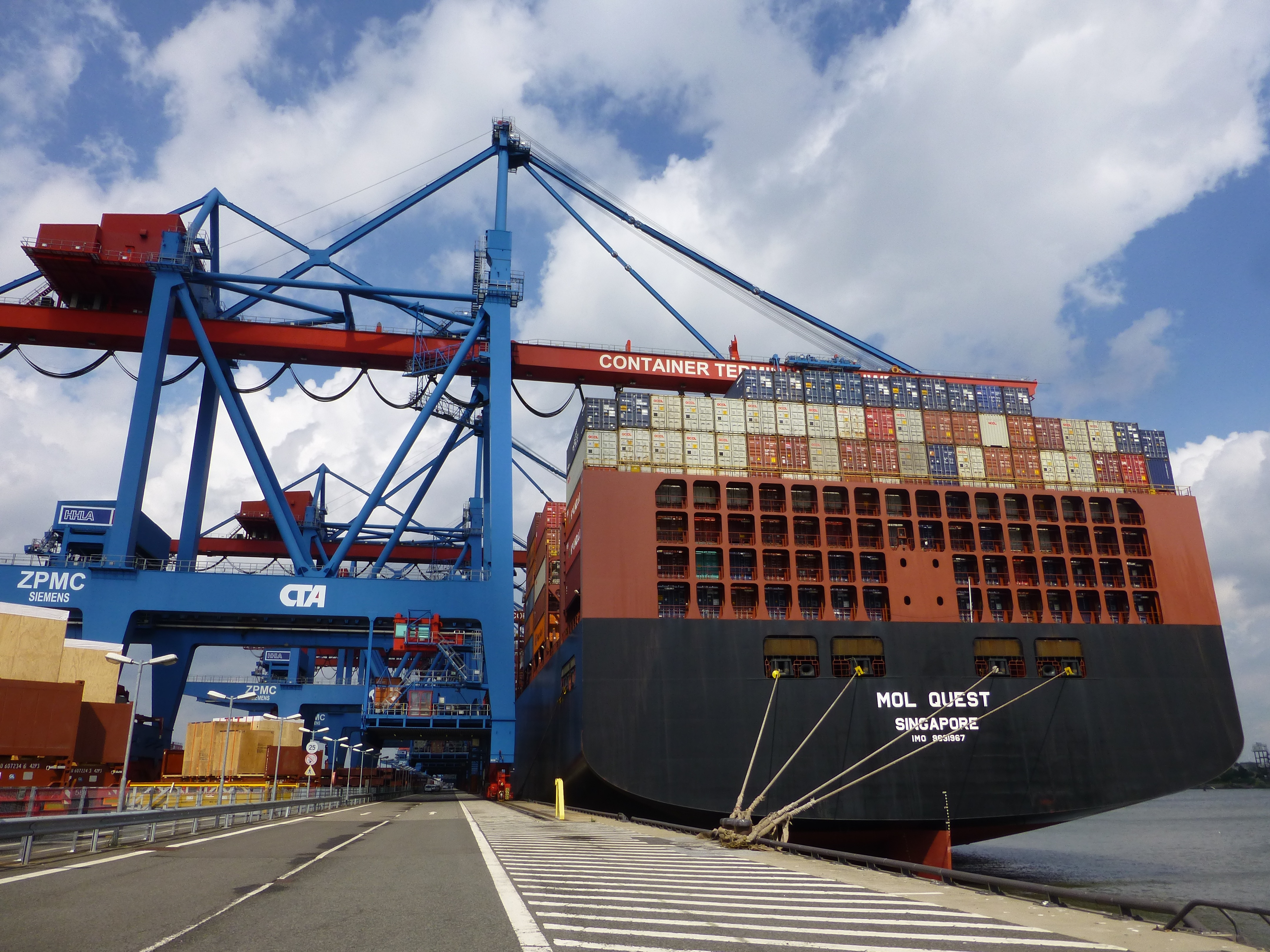Projekt Radar Demonstrator Einsatzgebiet Distanzsensoren Portalkran Werft Containerschiff