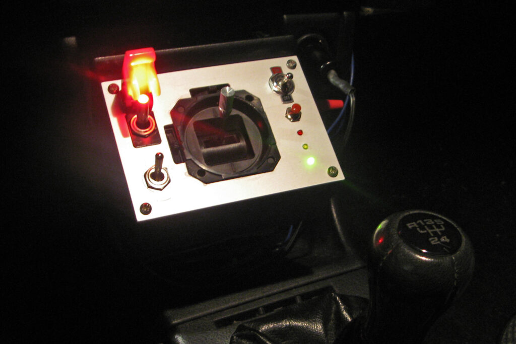 Projekt Wasserwerfer Steuerung Joystick im Auto